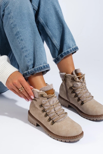 bottines beiges lacées en... 2