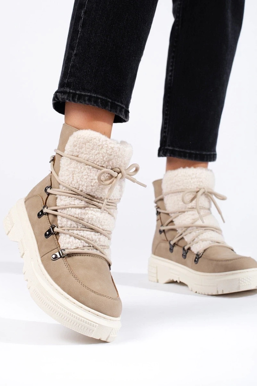 beige Dames snowboots met schapenvacht