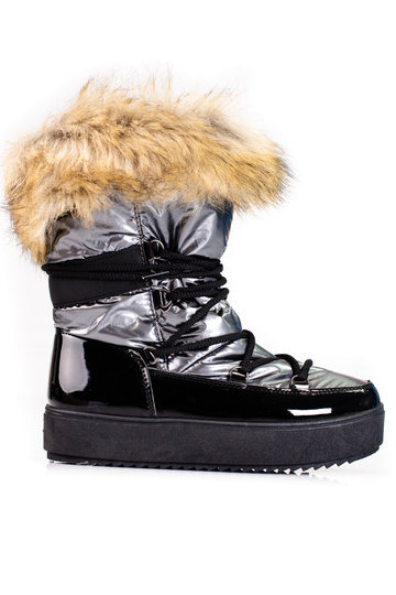 bottes de neige avec...