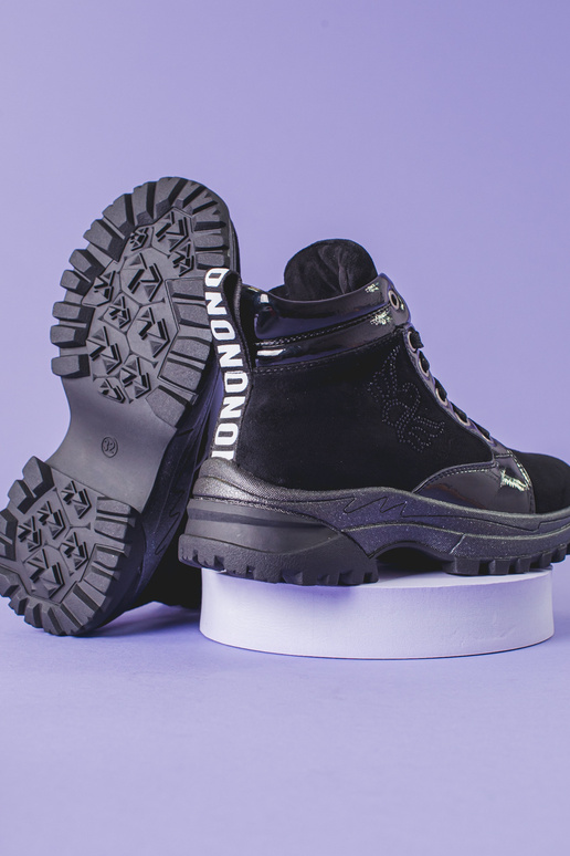 schwarze Schuhe für Mädchen mit... schwarze Schuhe für Mädchen mit...