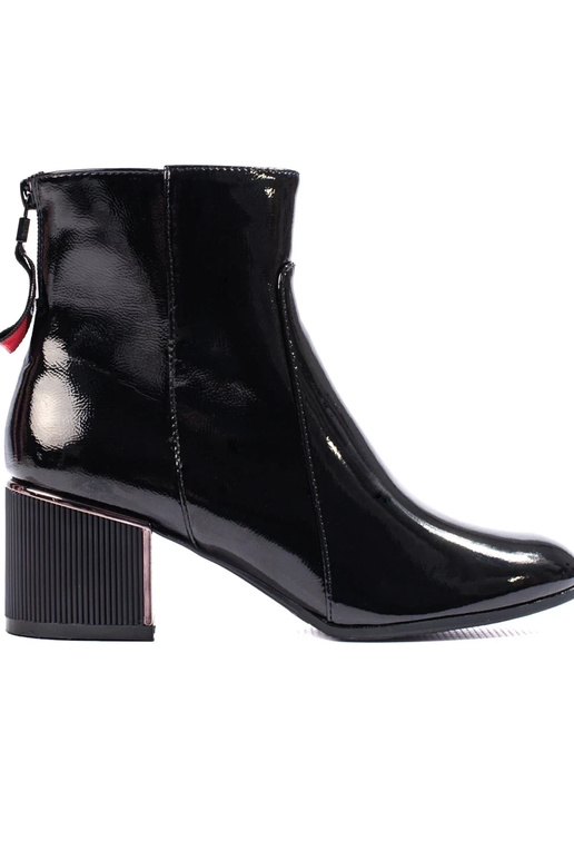 schwarze Damenschuhe mit Lackeffekt schwarze Damenschuhe mit Lackeffekt