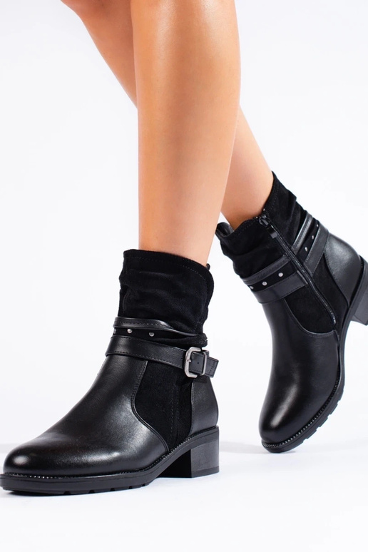 Damenstiefel mit Zierband