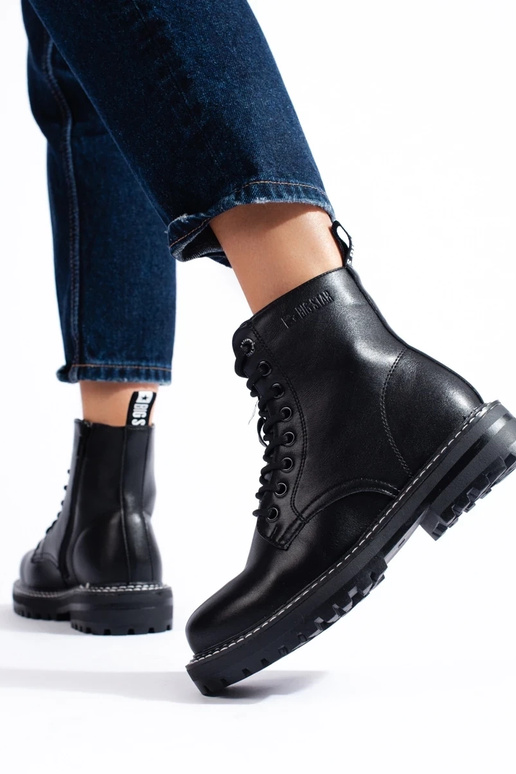 Bottes pour femmes de couleur noire...