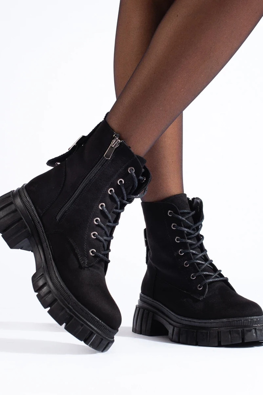 Wildlederstiefel mit Plateau... Wildlederstiefel mit Plateau...