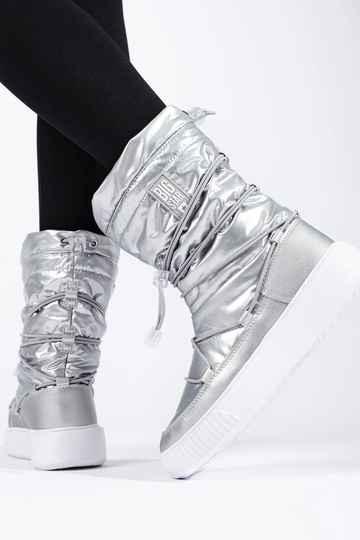 Bottes de neige isolées... 2