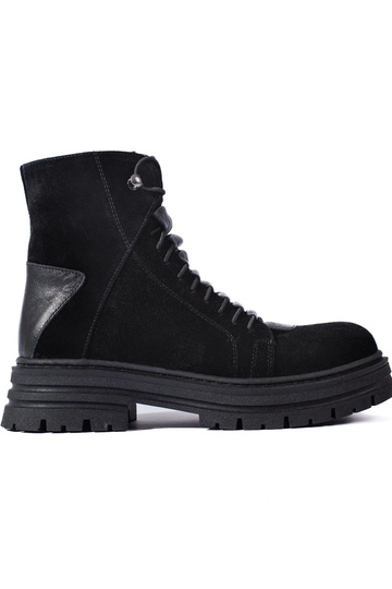 bottes noires en cuir naturel