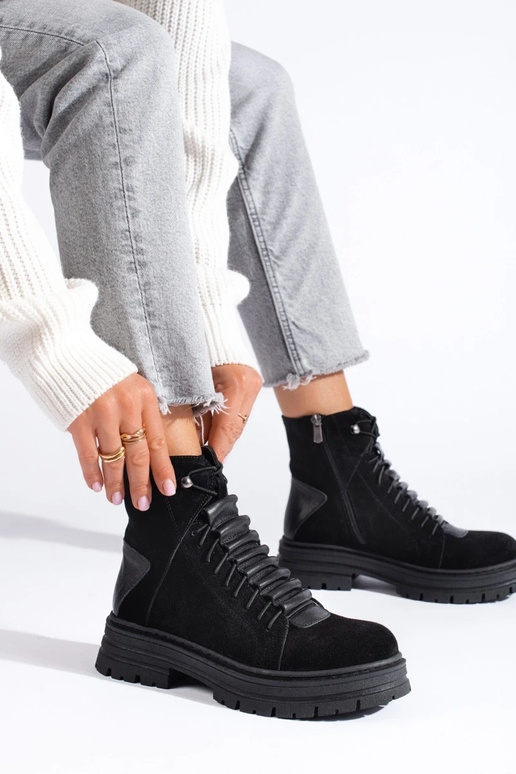 bottes noires en cuir naturel