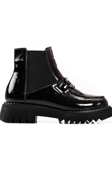 Damenschuhe aus Lackleder...