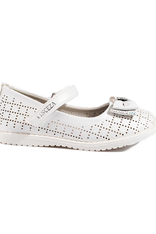 avec des éléments ajourés ballerine...