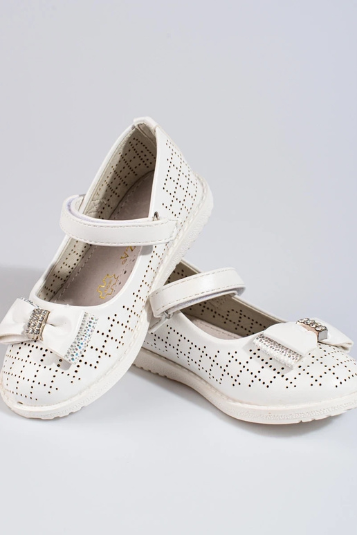 avec des éléments ajourés ballerine...