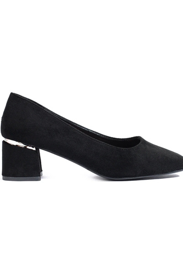 Schoenen met hoge hakken...