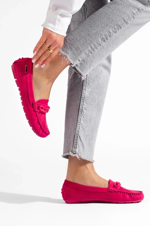 Mocassins gemaakt van suède met... Mocassins gemaakt van suède met...