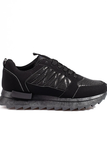 Sneakers model schoenen...