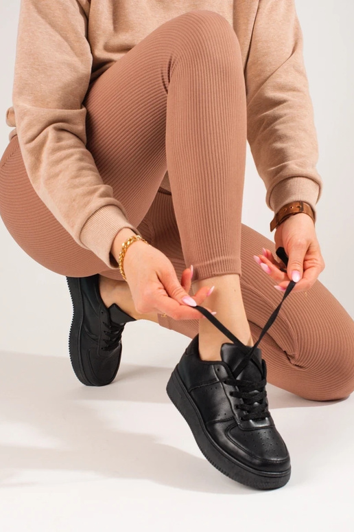 zwarte sportschoenen Shelovet met een... zwarte sportschoenen Shelovet met een...