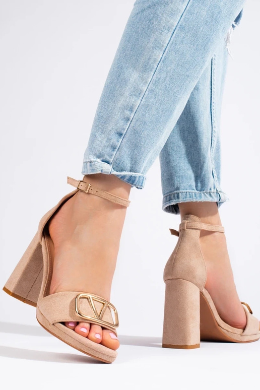 sandalen met een hoge hak beige Vinceza