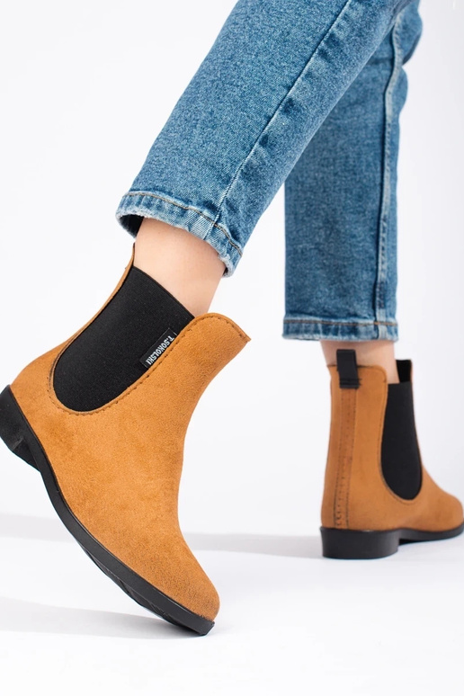 Chaussures en caoutchouc marron...