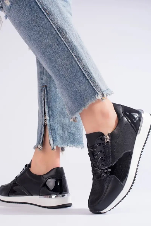 Zwarte leren sportschoenen voor dames Zwarte leren sportschoenen voor dames