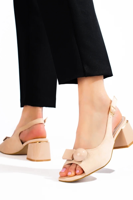 Sandales en daim beige Shelovet