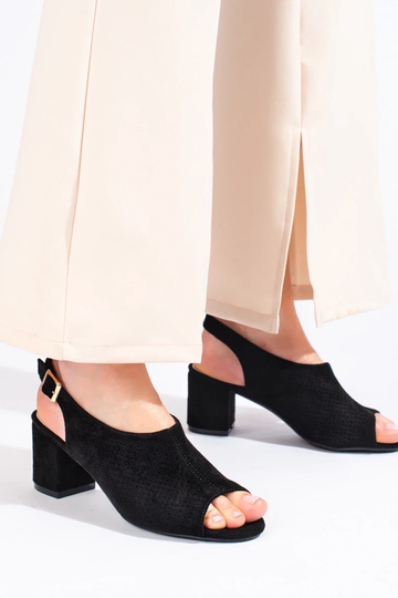 sandales avec éléments... 2