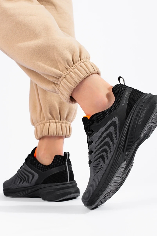 sportschoenen grijze kleur DK