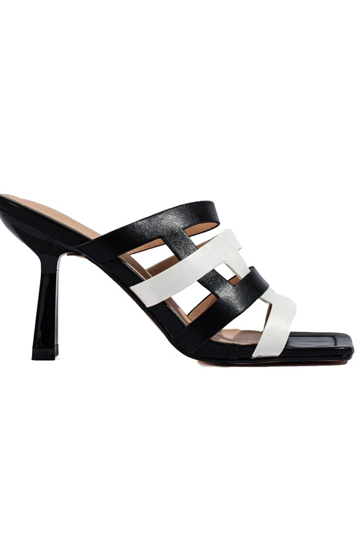 Pantoufles noires et blanches Shelovet Pantoufles noires et blanches Shelovet