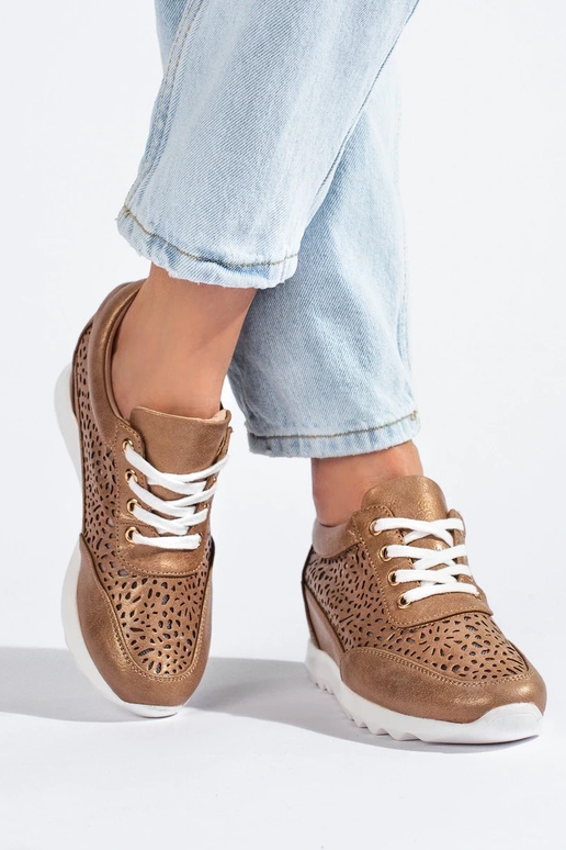 met opengewerkte elementen Sneakers... met opengewerkte elementen Sneakers...