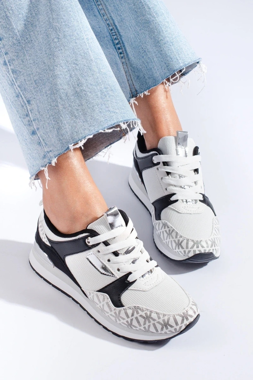 Chaussures femme style sport...