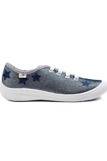 Graue Shelovet-Schuhe eines...