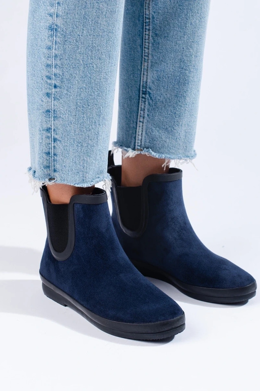 Wildleder-Gummistiefel isoliert blau... Wildleder-Gummistiefel isoliert blau...