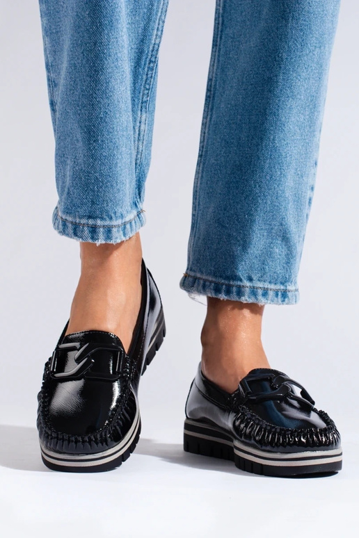 Zwarte mocassins met lak effect en... Zwarte mocassins met lak effect en...