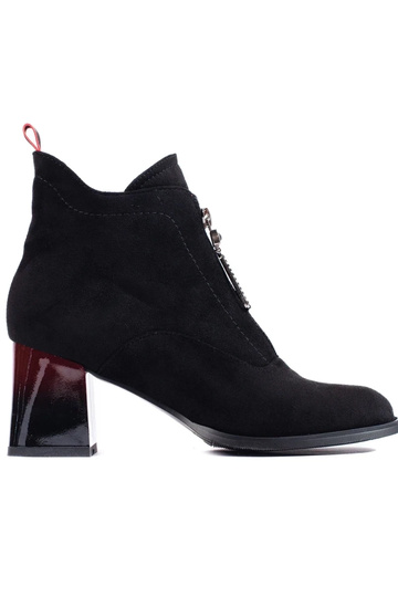 bottes en daim noires
