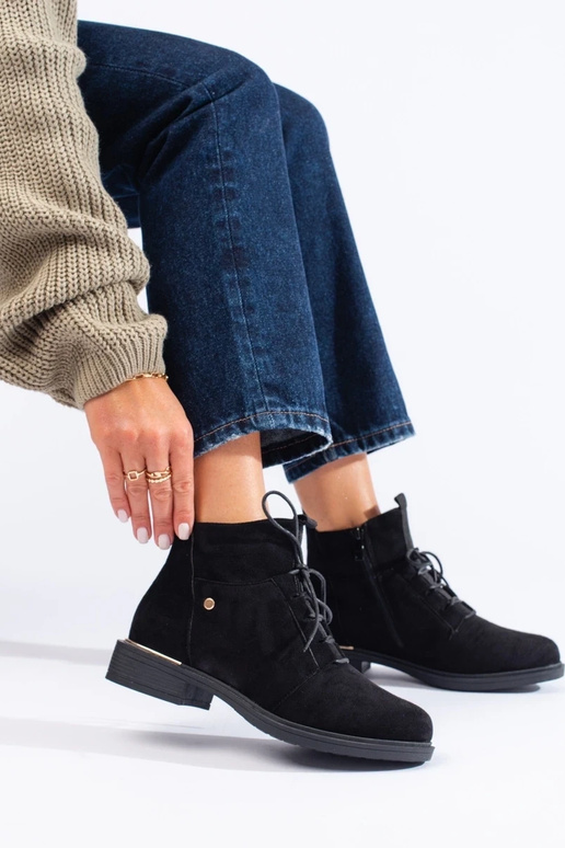 Chaussures en daim pour femme de... Chaussures en daim pour femme de...