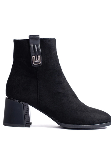 chaussures en daim...