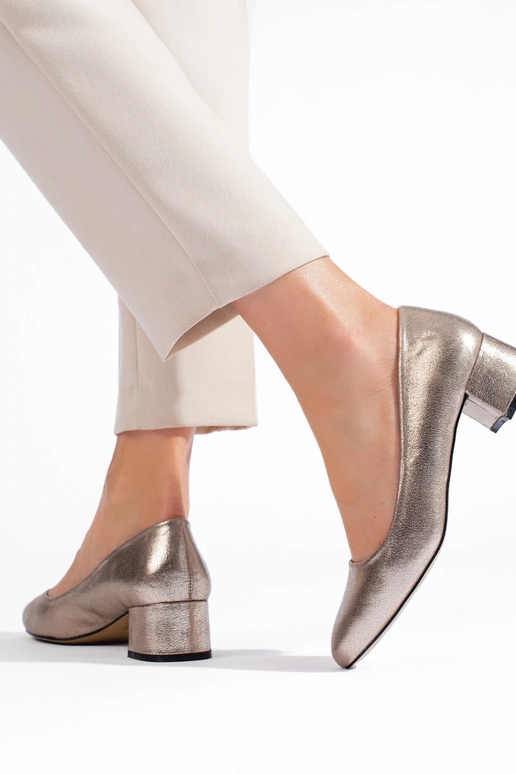 Les chaussures à talons hauts sont...