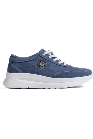 blauwe sportschoenen