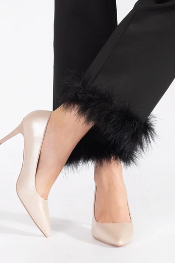 Hochhackige Schuhe mit... 2