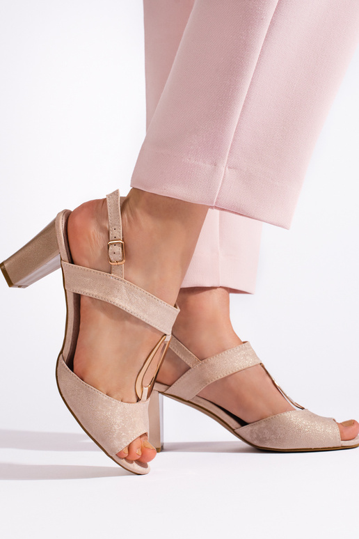 goldene Sandaletten goldene Sandaletten