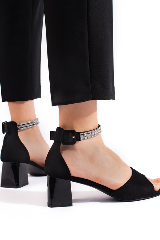 sandalen in zwarte kleur sandalen in zwarte kleur