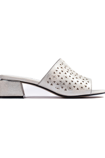 Chaussons argentés à...