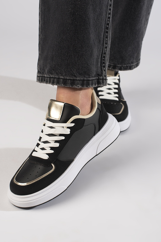 Chaussures de loisirs pour femmes de... Chaussures de loisirs pour femmes de...