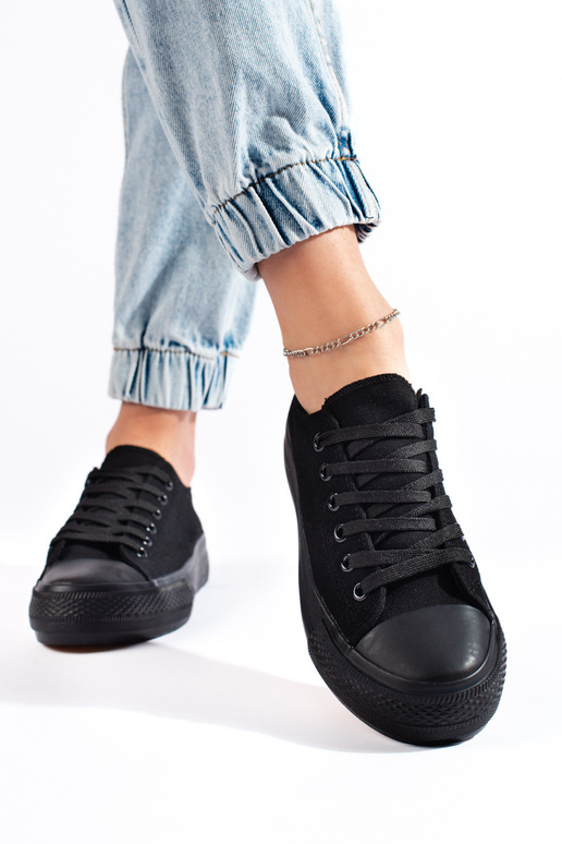 Schwarze klassische Damen-Sneakers... Schwarze klassische Damen-Sneakers...