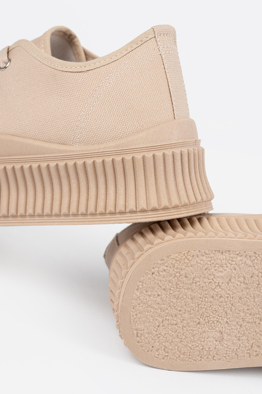 Sandfarbene Damen-Schuhe mit... Sandfarbene Damen-Schuhe mit...