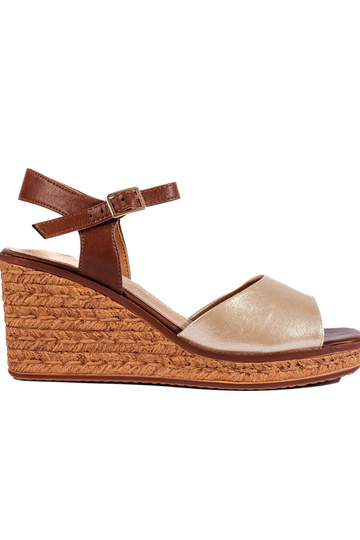 sandalen van Sergio Leone