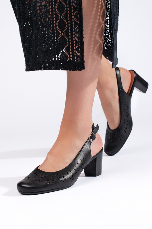 talons hauts noirs avec éléments ajourés talons hauts noirs avec éléments ajourés