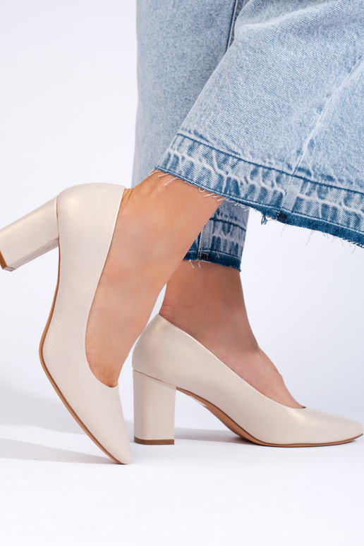Beige High Heels von Sergio Leone Beige High Heels von Sergio Leone