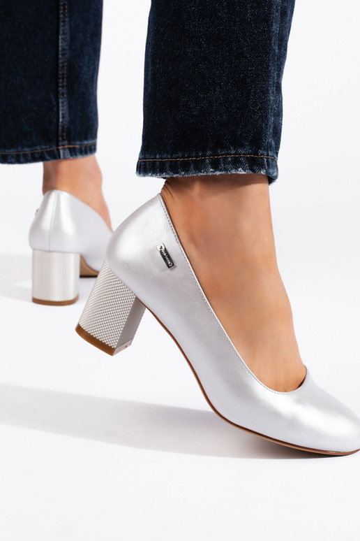 Sergio Leone, talons hauts argentés