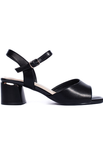 Elegante zwarte sandalen...