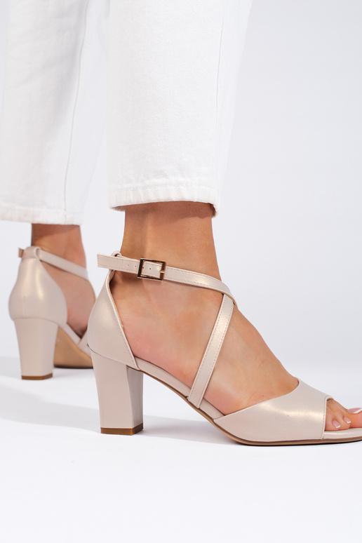 Elegante Sandalen von Paseczkami...