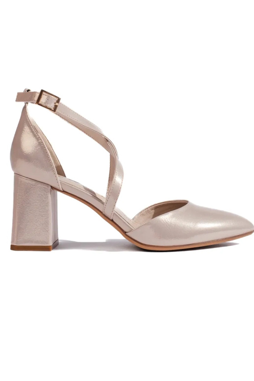 talons hauts dorés par Sergio Leone