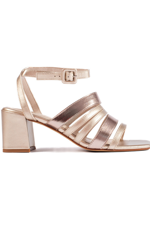 Sergio Leone gouden sandalen met... Sergio Leone gouden sandalen met...